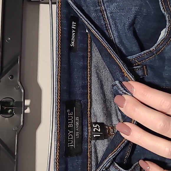 Judy Blue sz 1 25 waist distressed skinny jeans WJ135 - Picture 4 of 5